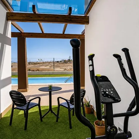 فيلة Guestready - Luxury With Pool *